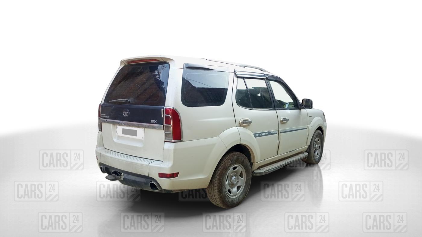 2016 Tata Safari Storme 2.2 EX 4X2, Diesel, Manual, 74,124 km, Right Back Diagonal