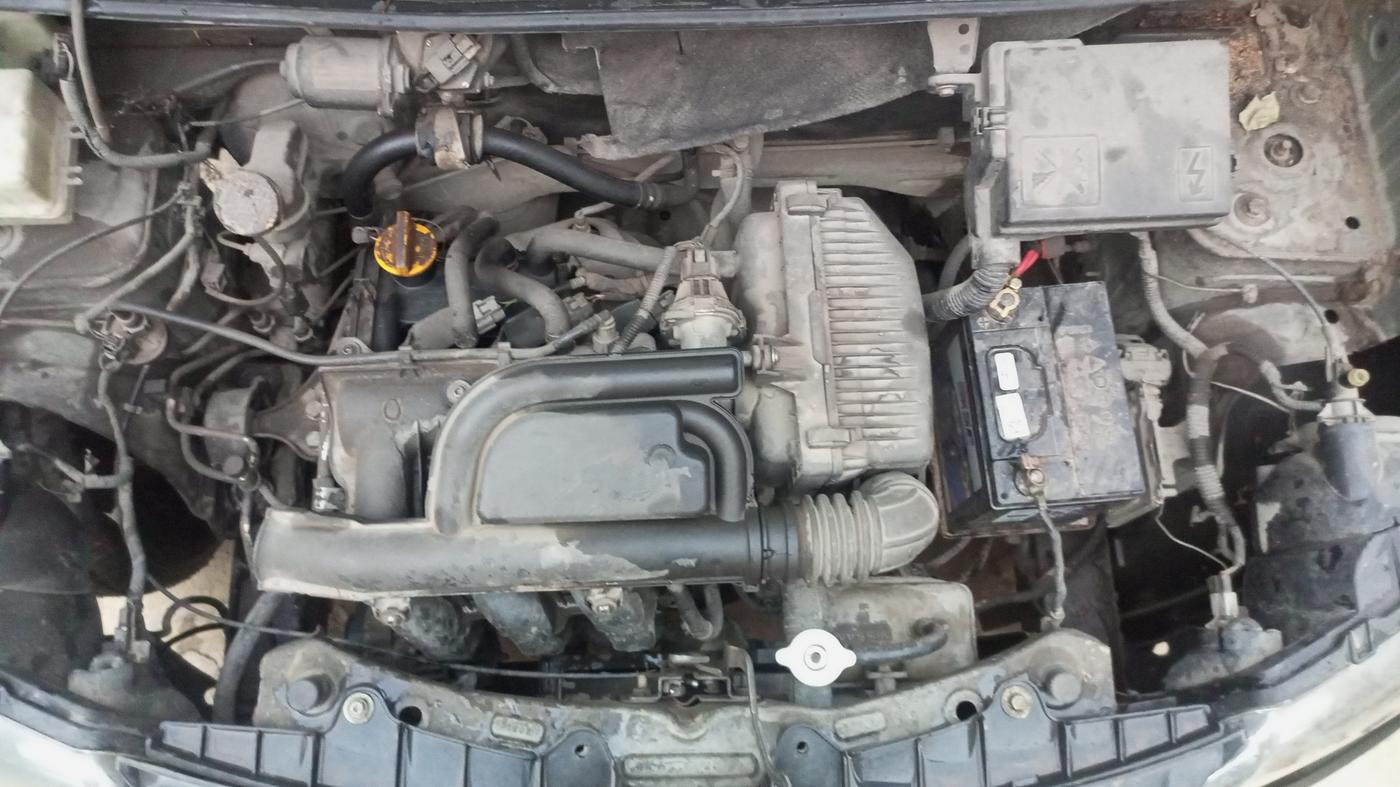 2016 Renault Kwid RXT 0.8, Petrol, Manual, 66,145 km, Open Bonnet