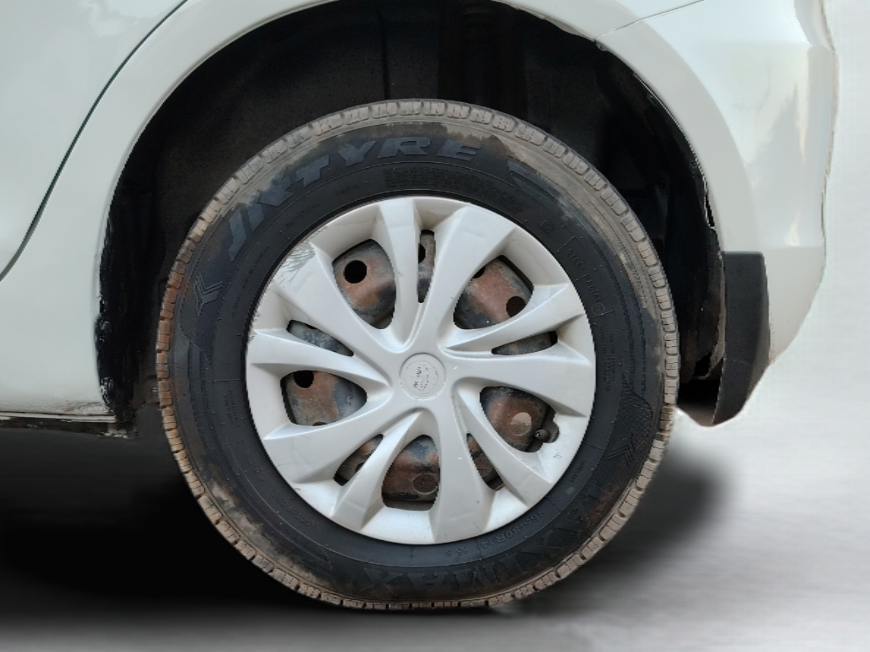 2016 Maruti Swift VDI ABS, Diesel, Manual, 67,261 km, Left Rear Wheel