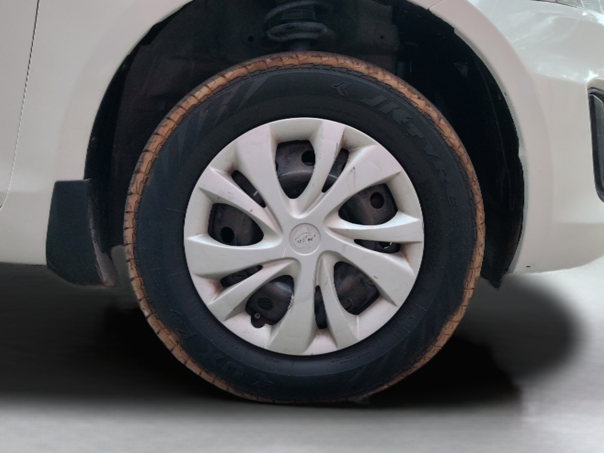 2016 Maruti Swift VDI ABS, Diesel, Manual, 67,261 km, Right Front Wheel
