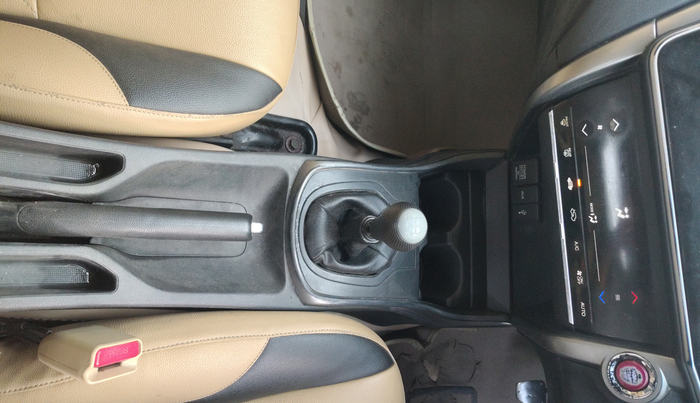 2014 Honda City 1.5L I-DTEC V, Diesel, Manual, 72,977 km, Gear Lever