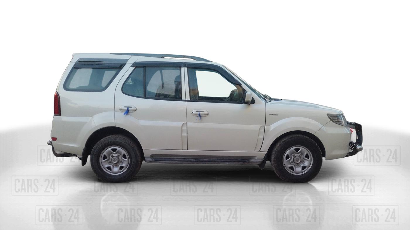 2015 Tata Safari Storme 2.2 EX 4X2, Diesel, Manual, 79,259 km, Right Side View