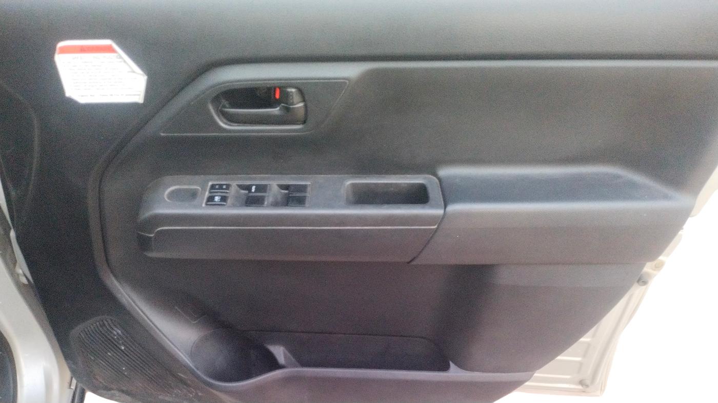 2020 Maruti New Wagon-R LXI CNG (O) 1.0, CNG, Manual, 67,611 km, Driver Side Door Panel Controls