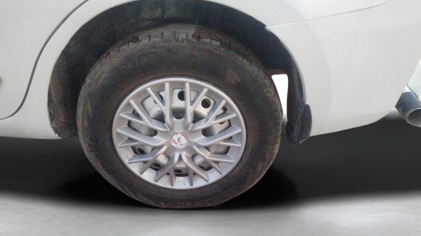 2018 Maruti Dzire LDI, Diesel, Manual, 67,253 km, Left Rear Wheel