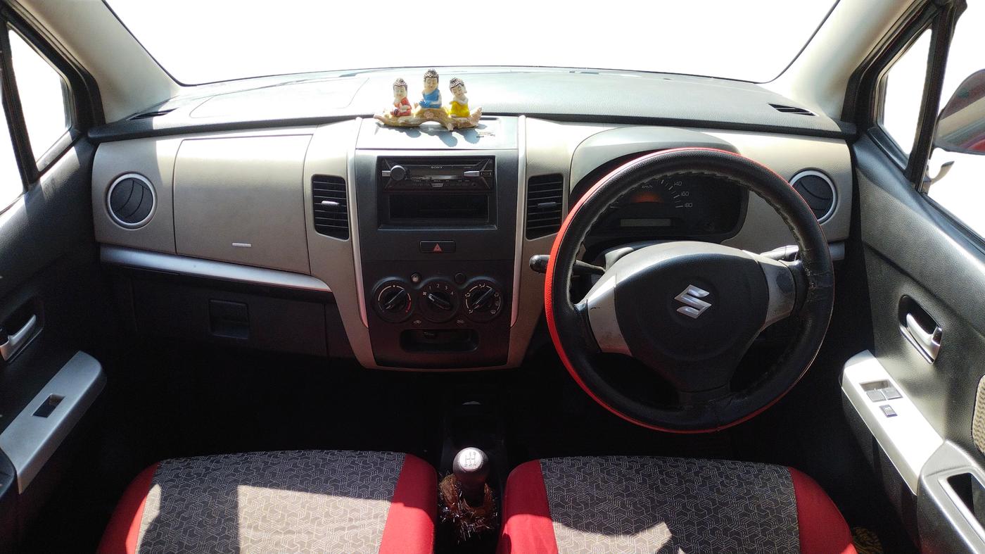 2015 Maruti Wagon R 1.0 LXI, Petrol, Manual, 46,880 km, Dashboard