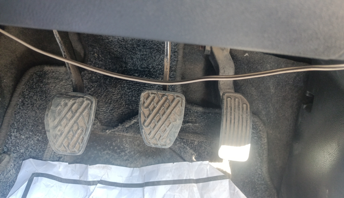 2011 Nissan Sunny XE, Petrol, Manual, 69,008 km, Pedals