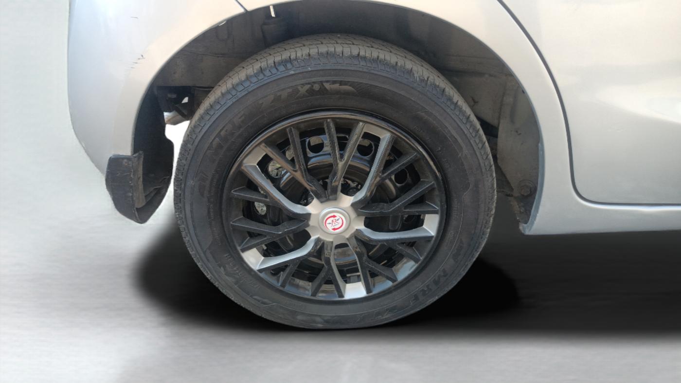 2017 Honda Brio S MT, Petrol, Manual, 30,360 km, Right Rear Wheel
