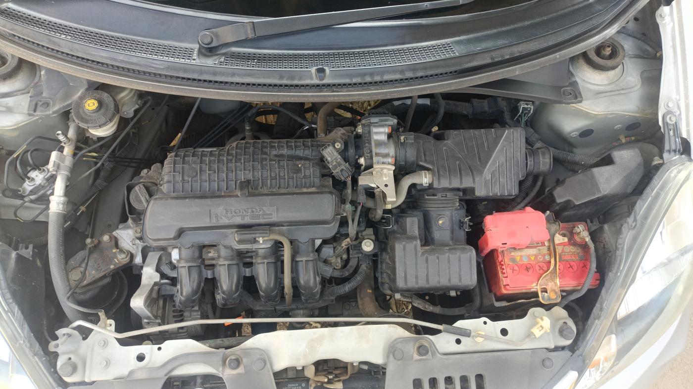 2017 Honda Brio S MT, Petrol, Manual, 30,360 km, Open Bonnet