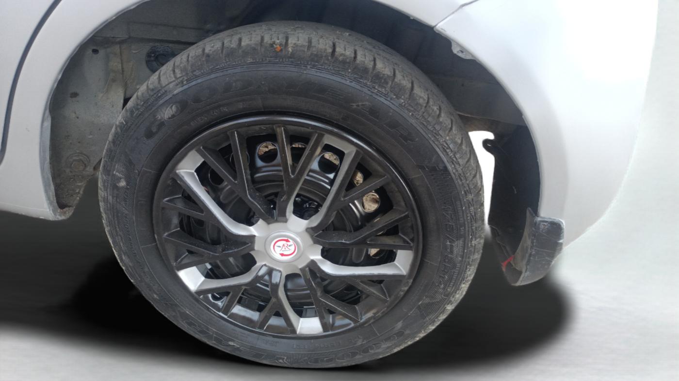 2017 Honda Brio S MT, Petrol, Manual, 30,360 km, Left Rear Wheel