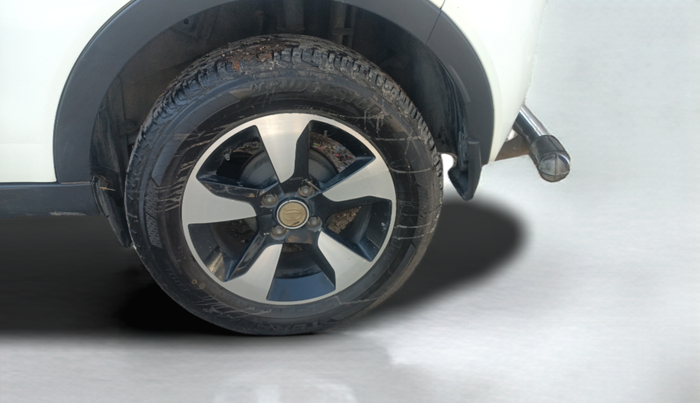 2018 Tata NEXON XZA PLUS DIESEL, Diesel, Automatic, 54,018 km, Left Rear Wheel