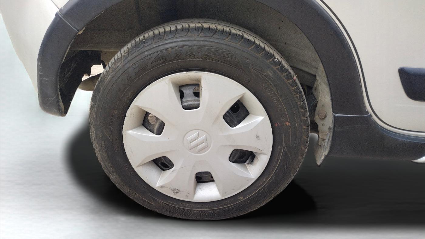 2019 Maruti New Wagon-R VXI 1.0, Petrol, Manual, 35,336 km, Right Rear Wheel