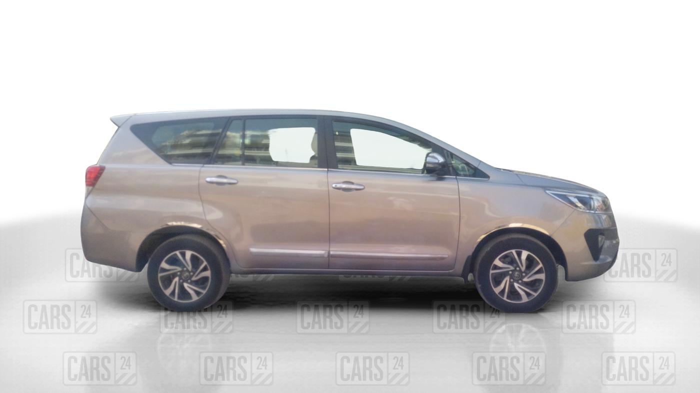 2020 Toyota Innova Crysta 2.4 VX 8 STR, Diesel, Manual, 31,027 km, Right Side View