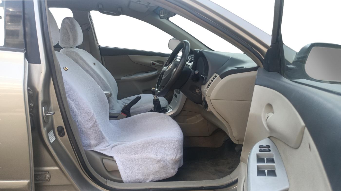 2012 Toyota Corolla Altis G DIESEL, Diesel, Manual, 1,06,087 km, Right Side Front Door Cabin