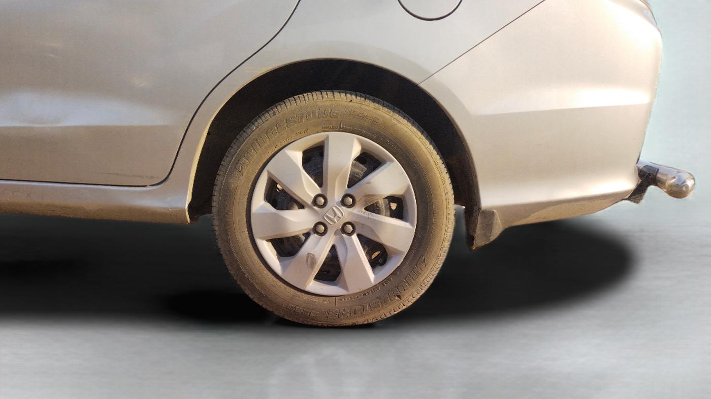2014 Honda Mobilio 1.5L I-VTEC S, Petrol, Manual, 8,902 km, Left Rear Wheel