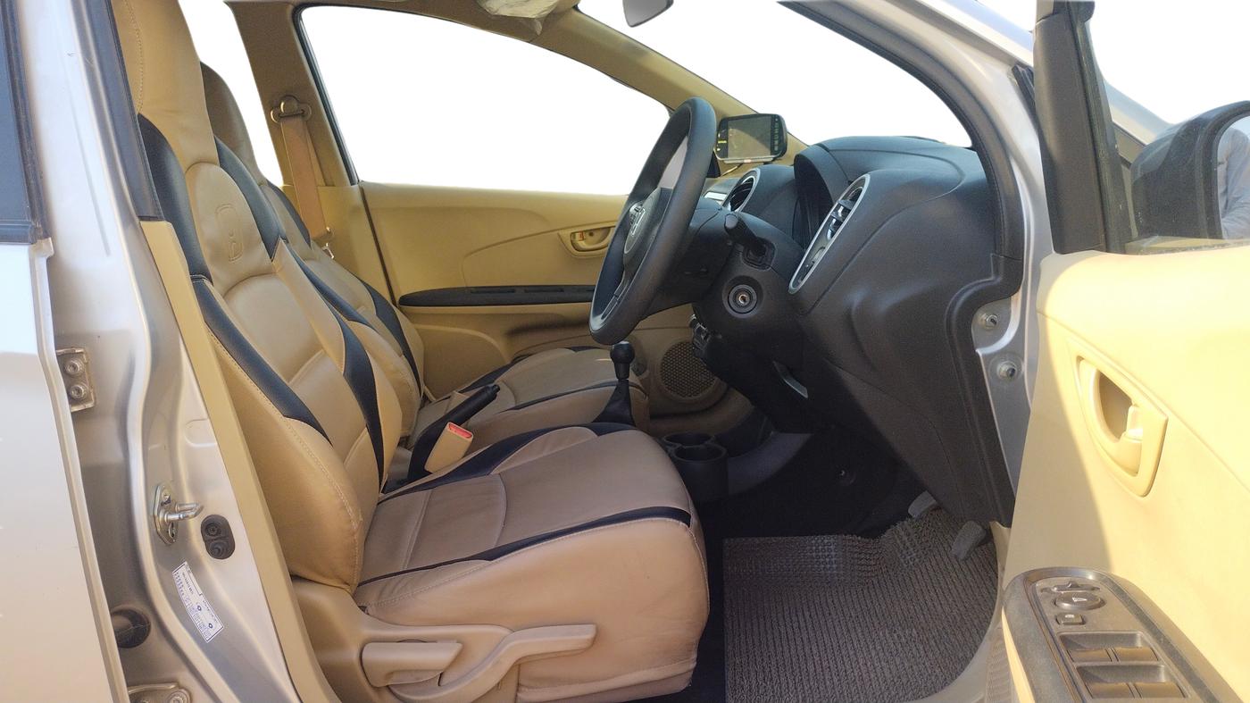 2014 Honda Mobilio 1.5L I-VTEC S, Petrol, Manual, 8,902 km, Right Side Front Door Cabin