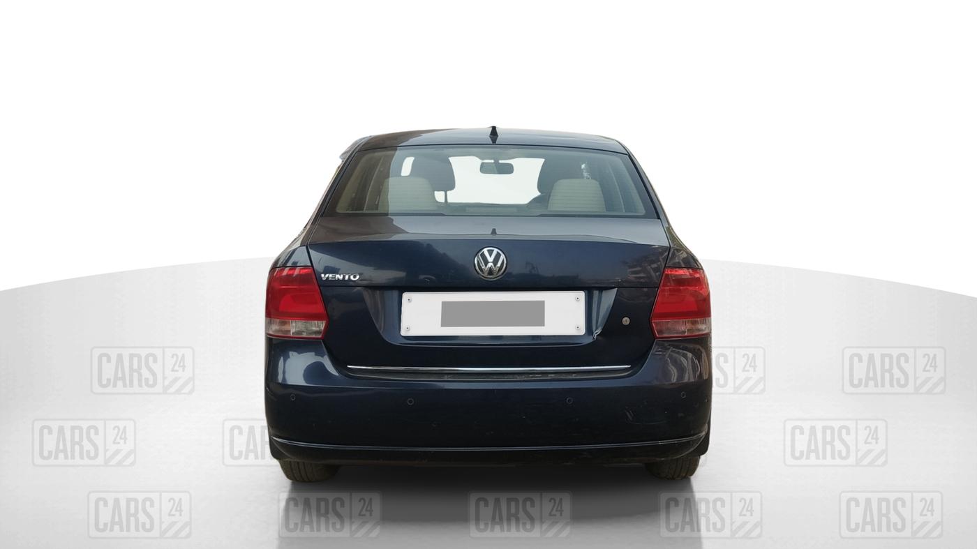 2014 Volkswagen Vento HIGHLINE 1.6 MPI, Petrol, Manual, 64,638 km, Back/Rear