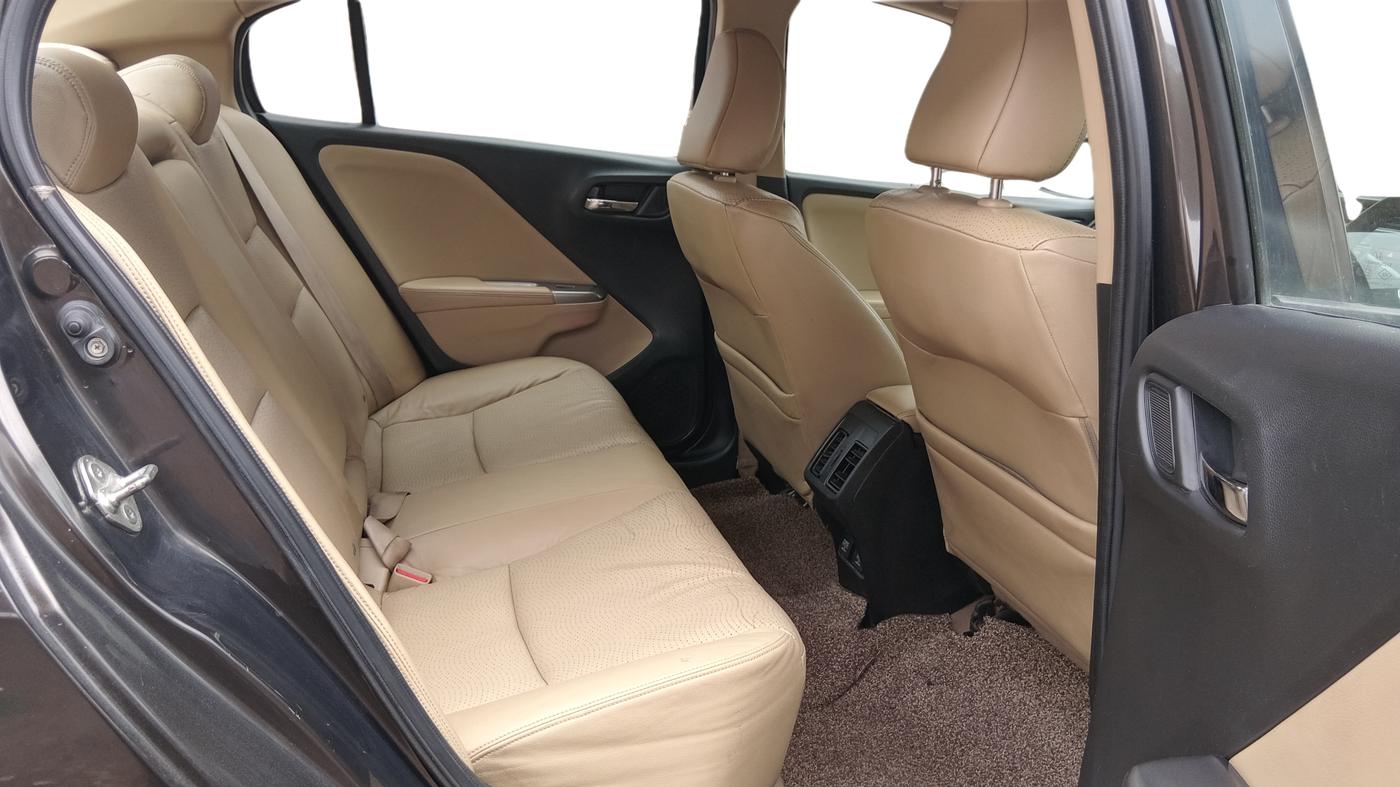 2016 Honda City 1.5L I-VTEC VX CVT, Petrol, Automatic, 72,212 km, Right Side Rear Door Cabin