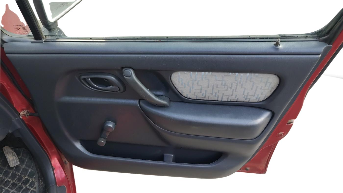 2010 Maruti Wagon R Duo DUO LX LPG, LPG, Manual, 67,294 km, Driver Side Door Panel Controls