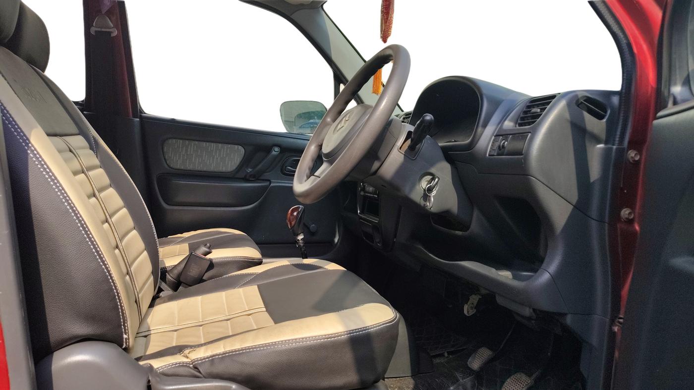 2010 Maruti Wagon R Duo DUO LX LPG, LPG, Manual, 67,294 km, Right Side Front Door Cabin