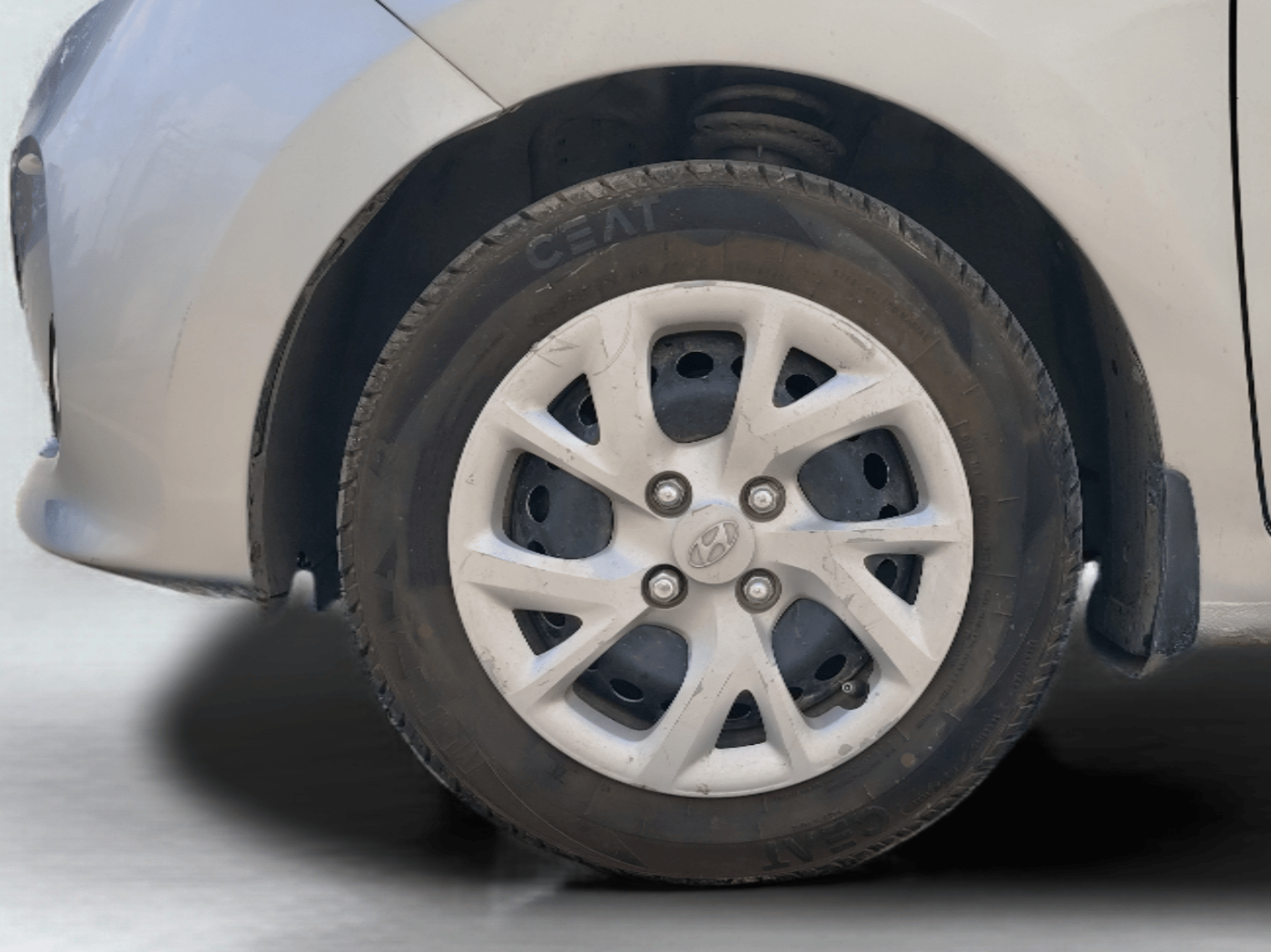 2019 Hyundai Grand i10 SPORTZ 1.2 KAPPA VTVT, Petrol, Manual, 57,915 km, Left Front Wheel