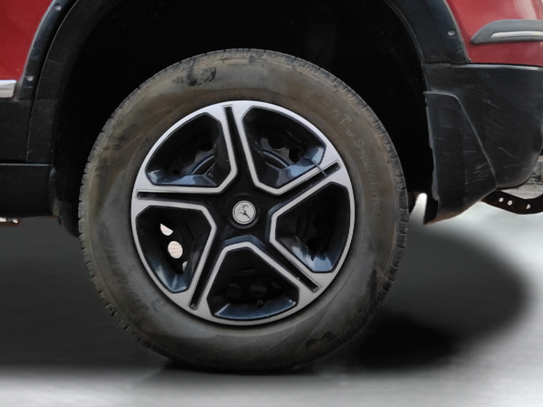 2018 Maruti Vitara Brezza VDI, Diesel, Manual, 72,440 km, Left Rear Wheel