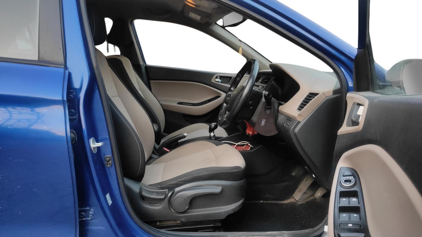 2015 Hyundai Elite i20 ASTA 1.2, Petrol, Manual, 82,353 km, Right Side Front Door Cabin