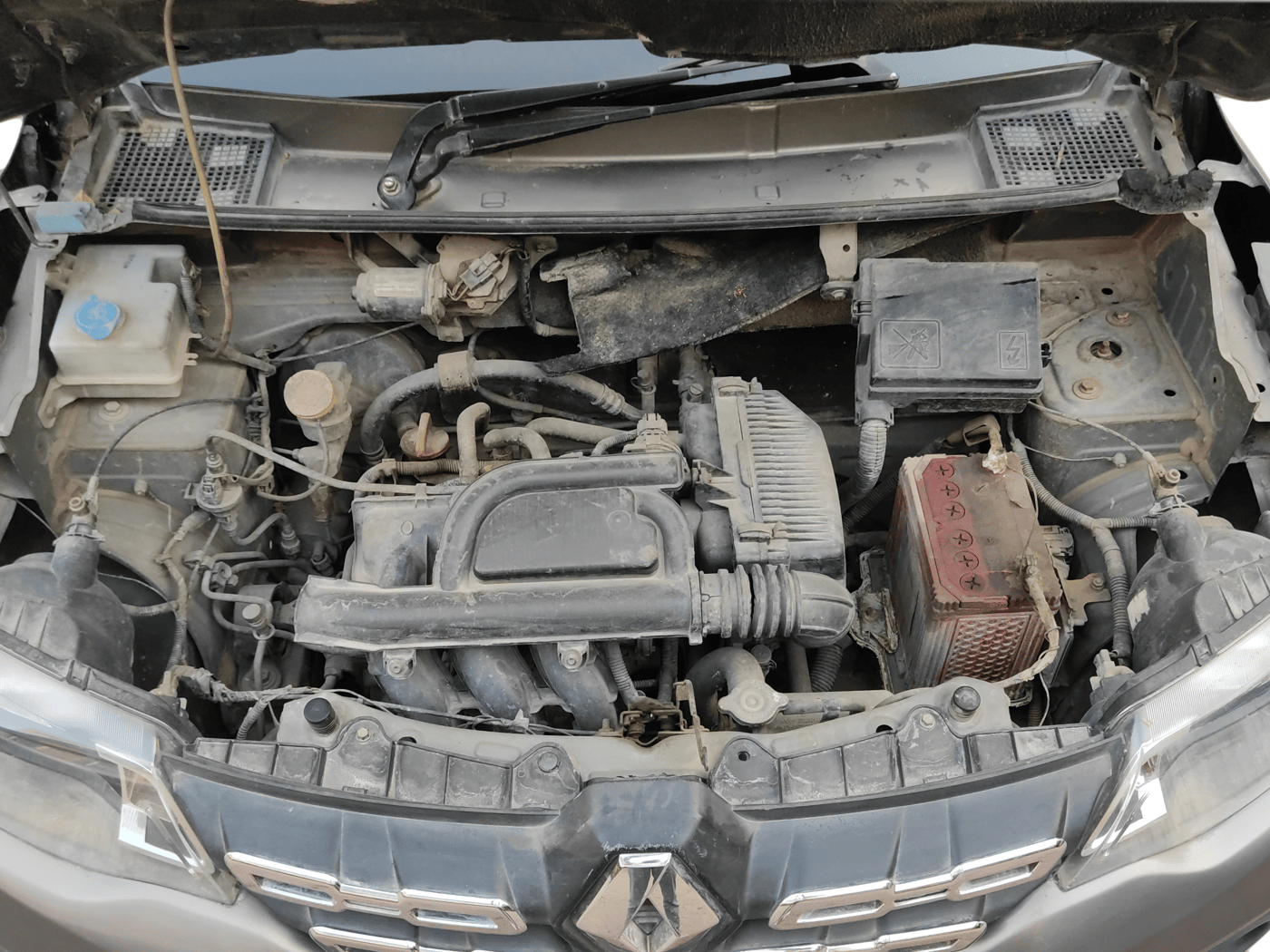 2017 Renault Kwid RXT 1.0, Petrol, Manual, 76,594 km, Open Bonnet