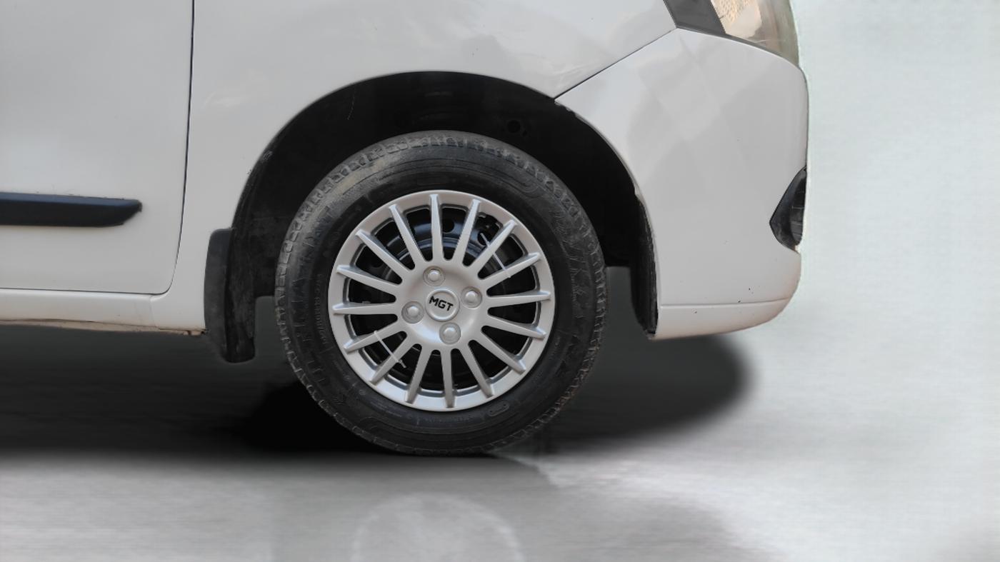 2010 Maruti Wagon R 1.0 LXI, Petrol, Manual, 76,303 km, Right Front Wheel