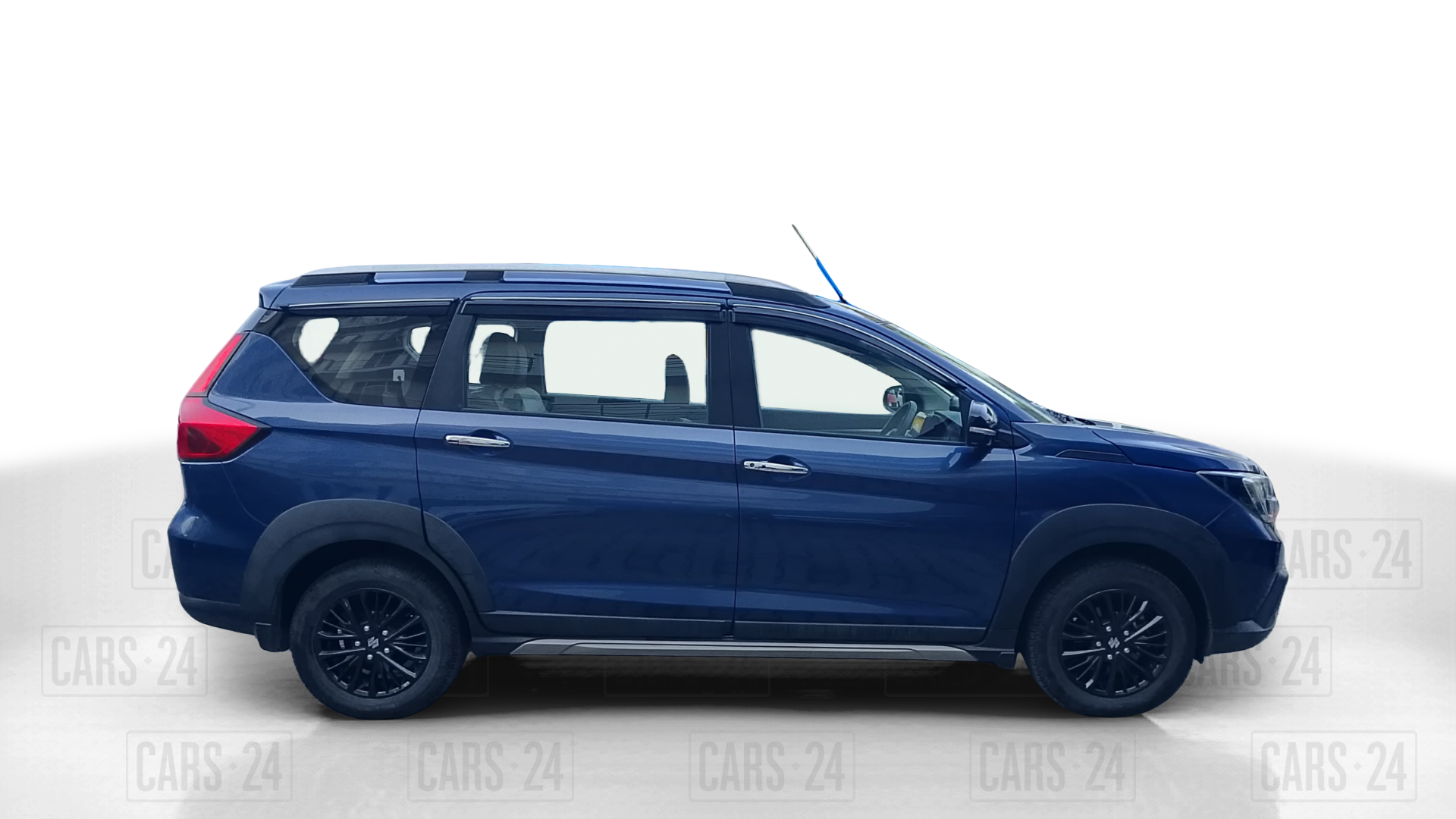 2019 Maruti XL6 ALPHA AT, Petrol, Automatic, 18,205 km, Right Side View