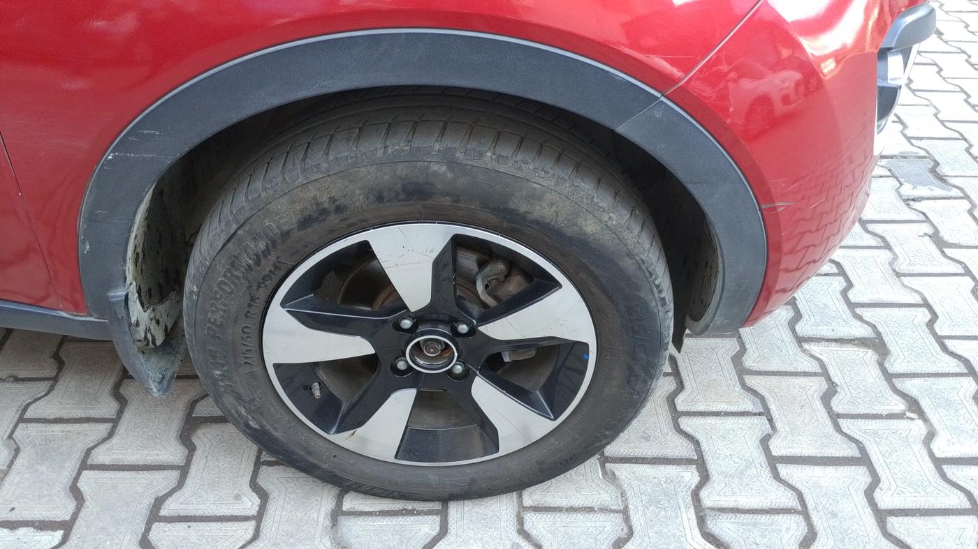 2017 Tata NEXON XZ PLUS PETROL, Petrol, Manual, 83,617 km, Right Front Wheel