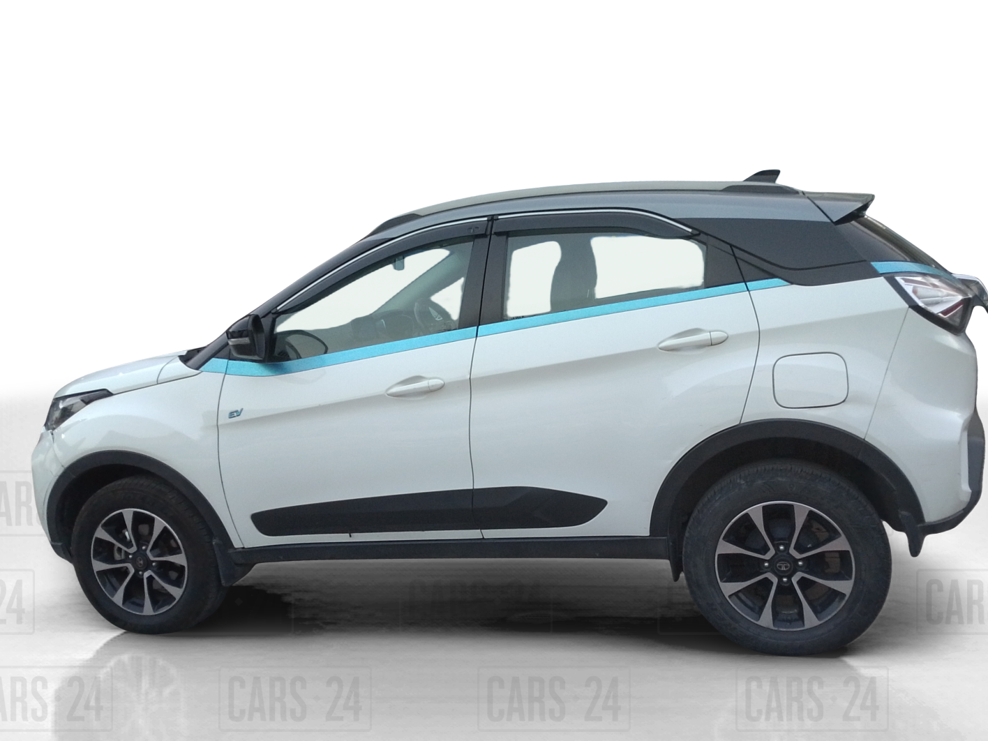 2021 Tata NEXON EV XZ PLUS, Electric, Automatic, 32,153 km, Left Side