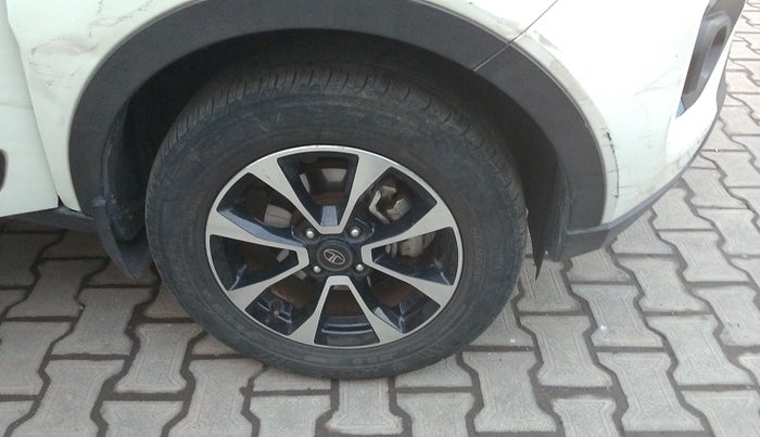 2021 Tata NEXON EV XZ PLUS, Electric, Automatic, 32,153 km, Right Front Wheel