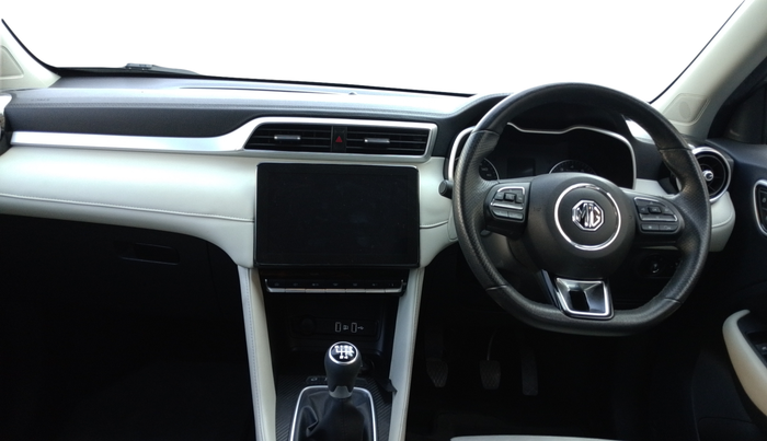 2022 MG ASTOR SUPER 1.5 MT, Petrol, Manual, 15,152 km, Dashboard