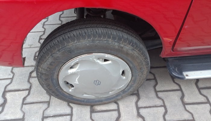 2010 Maruti Eeco 5 STR, Petrol, Manual, 30,163 km, Right Rear Wheel