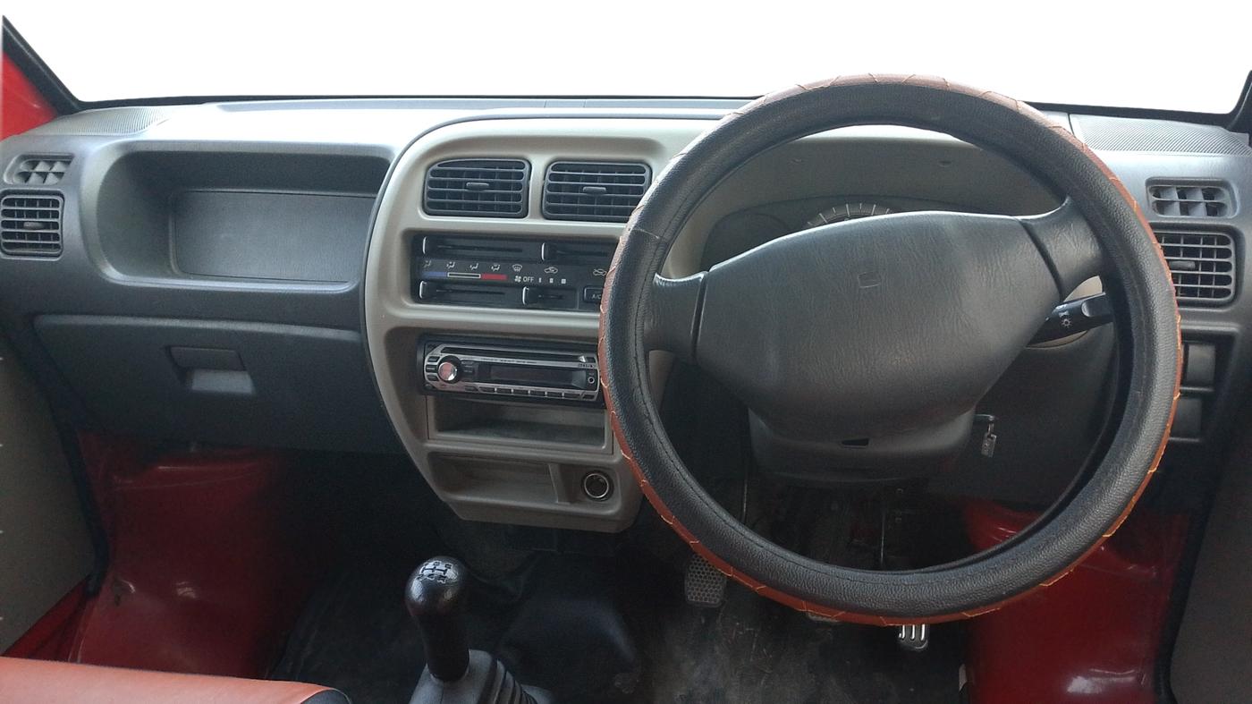 2010 Maruti Eeco 5 STR, Petrol, Manual, 30,163 km, Dashboard