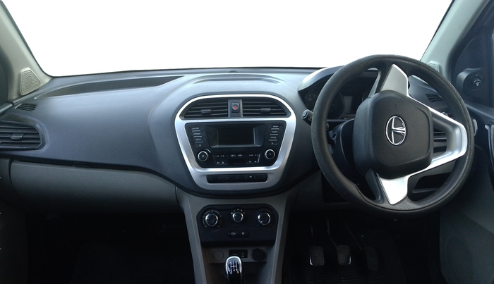 2017 Tata Tiago XT PETROL, Petrol, Manual, 91,779 km, Dashboard
