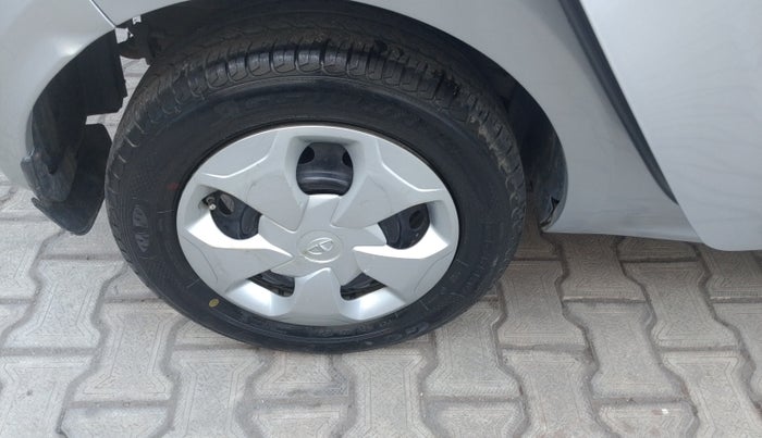 2017 Tata Tiago XT PETROL, Petrol, Manual, 91,779 km, Right Rear Wheel