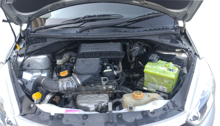 2017 Tata Tiago XT PETROL, Petrol, Manual, 91,779 km, Open Bonnet