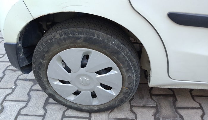 2017 Maruti Celerio ZXI, Petrol, Manual, 54,046 km, Right Rear Wheel