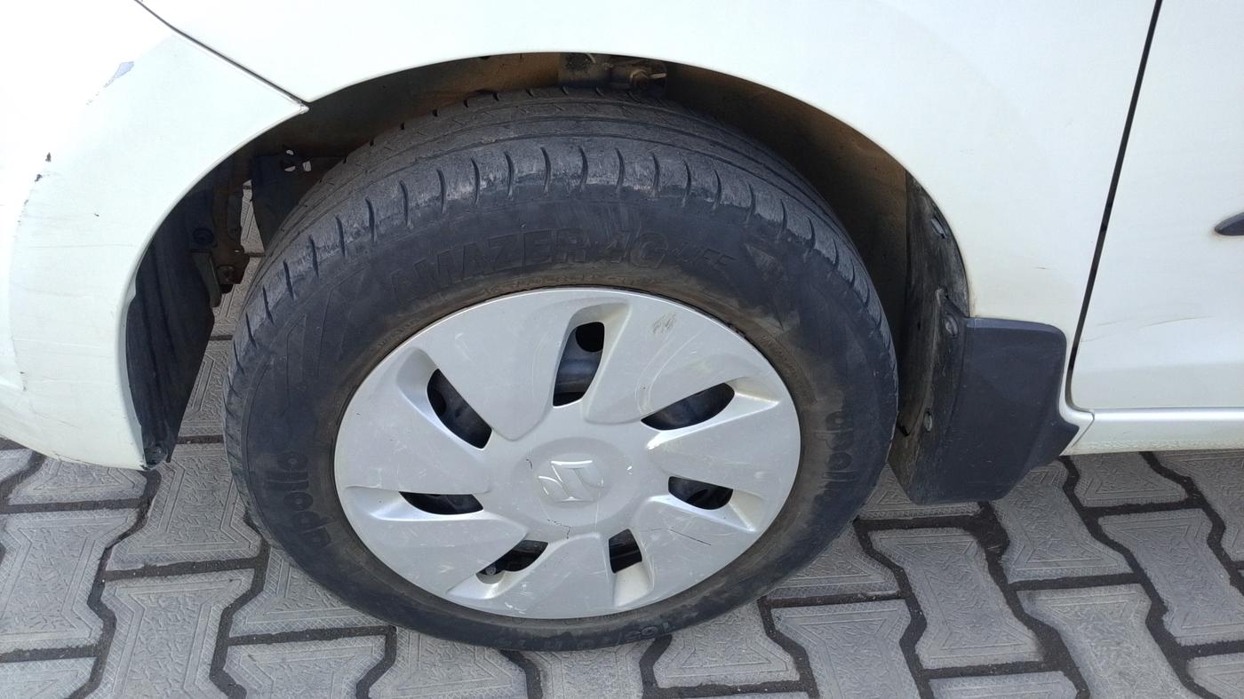 2017 Maruti Celerio ZXI, Petrol, Manual, 54,046 km, Left Front Wheel
