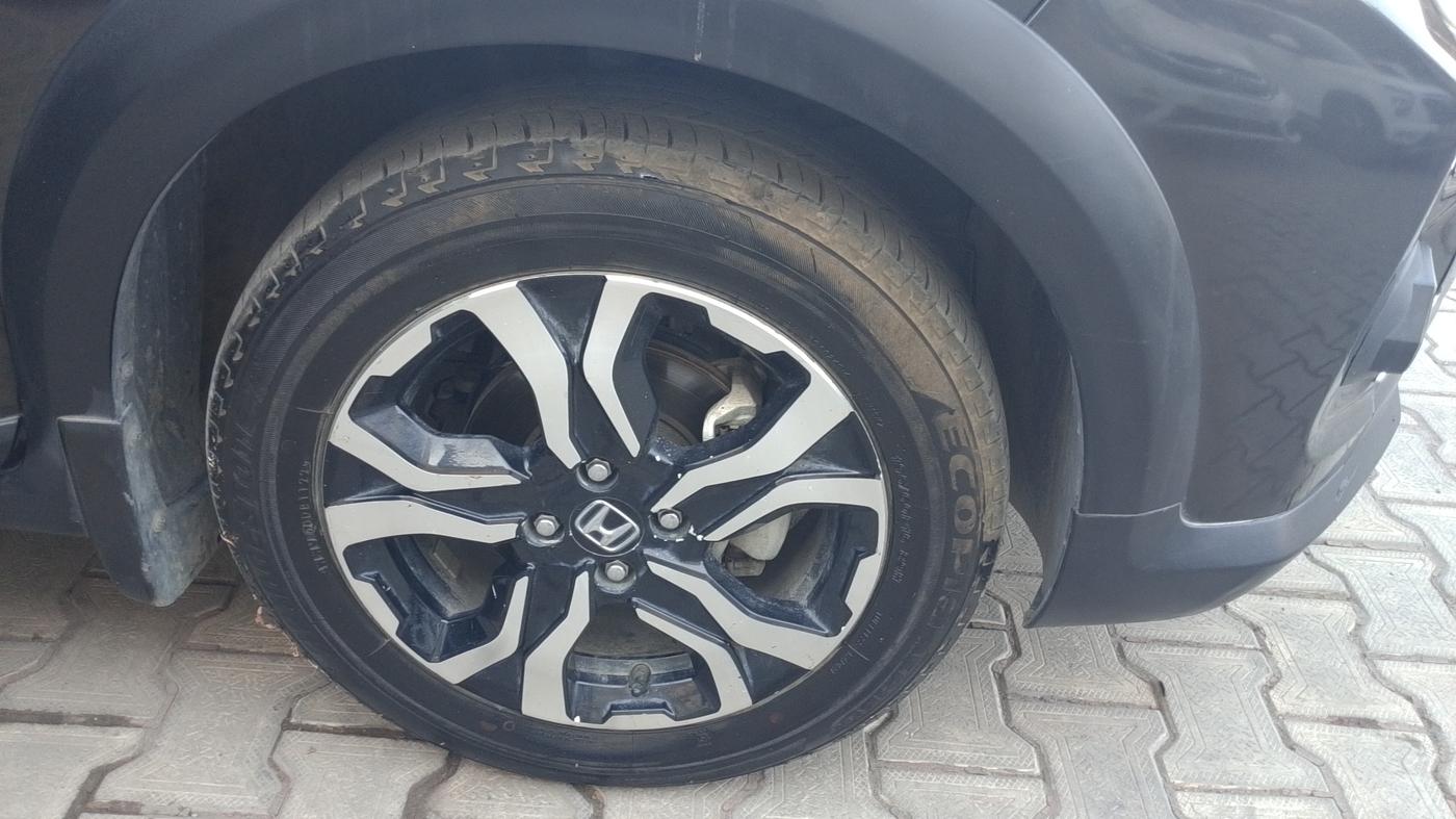 2022 Honda WR-V 1.2L I-VTEC VX MT, Petrol, Manual, 35,376 km, Right Front Wheel