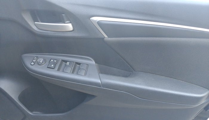 2022 Honda WR-V 1.2L I-VTEC VX MT, Petrol, Manual, 35,376 km, Driver Side Door Panel Controls