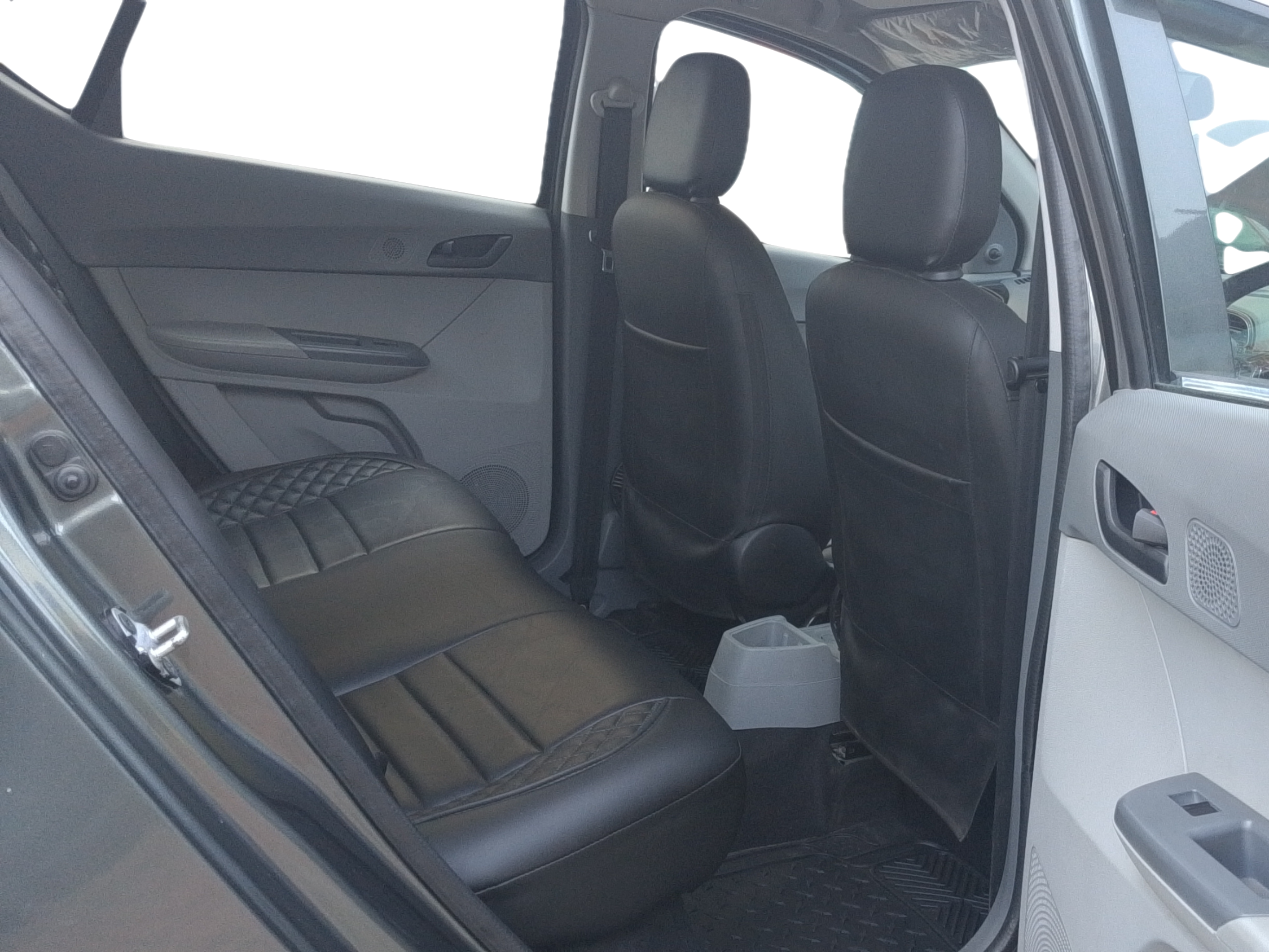 2023 Tata TIGOR XM PETROL, Petrol, Manual, 15,526 km, Right Side Rear Door Cabin