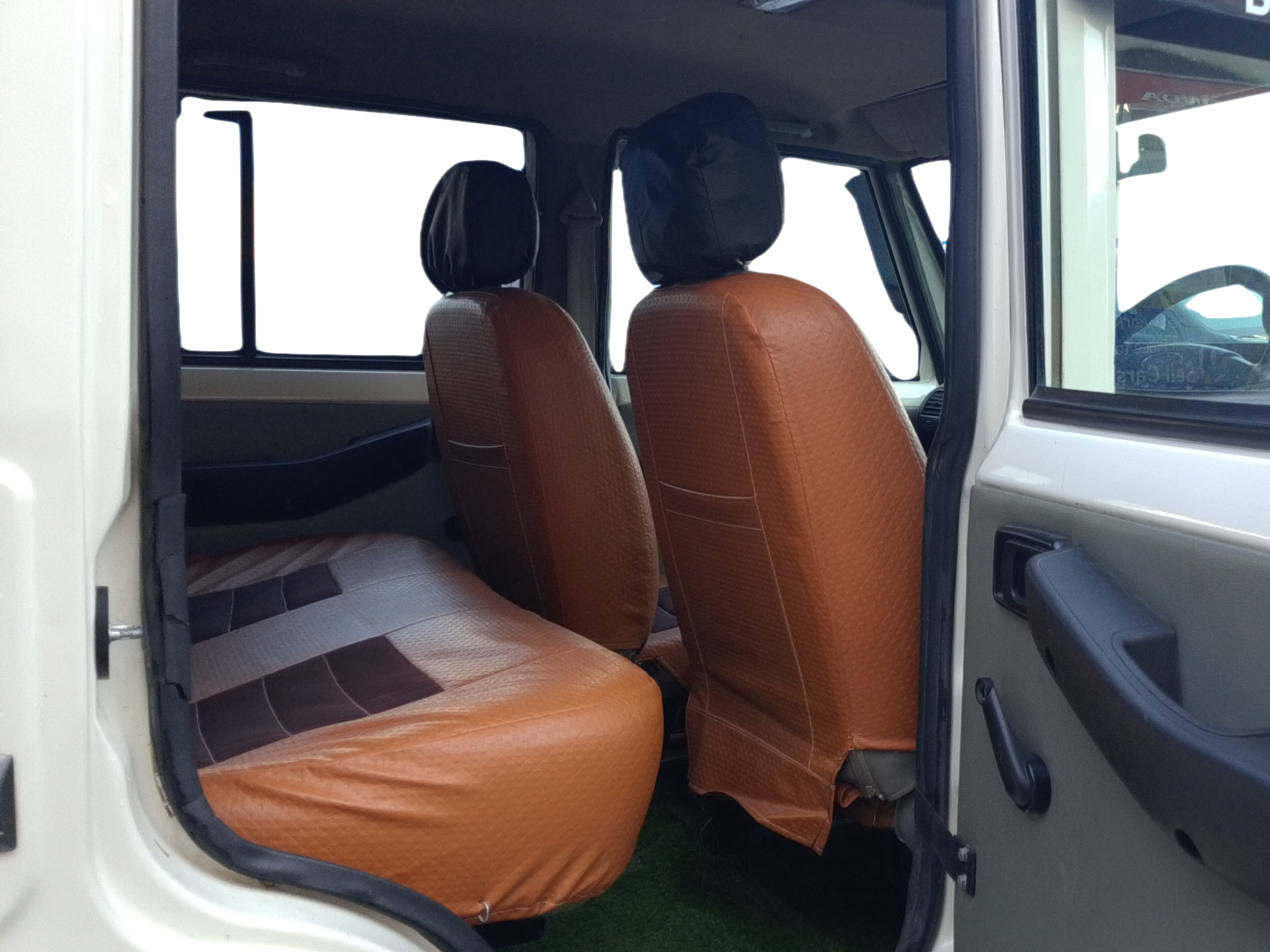 2021 Mahindra Bolero B4, Diesel, Manual, 78,897 km, Right Side Rear Door Cabin