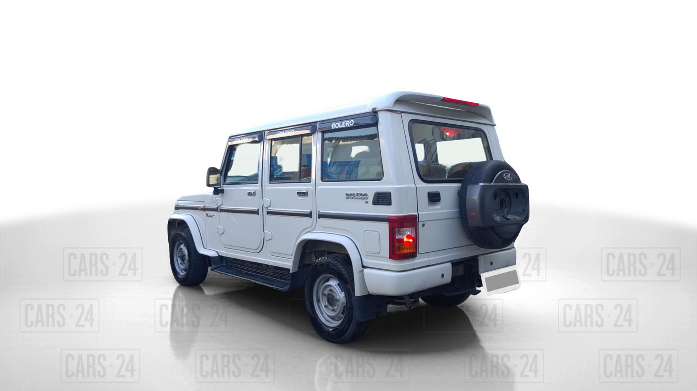2021 Mahindra Bolero B4, Diesel, Manual, 78,897 km, Left Back Diagonal