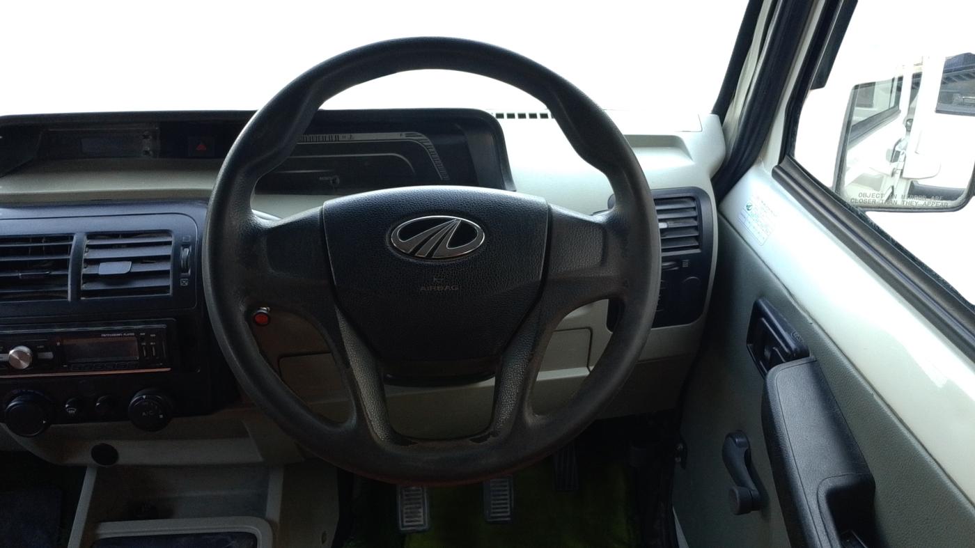 2021 Mahindra Bolero B4, Diesel, Manual, 78,897 km, Steering Wheel Close Up