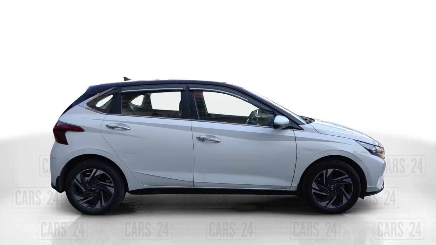 2021 Hyundai NEW I20 ASTA 1.2 MT, Petrol, Manual, 75,679 km, Right Side View