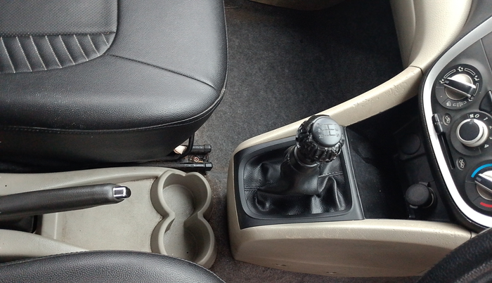2014 Maruti Celerio VXI, Petrol, Manual, 63,345 km, Gear Lever