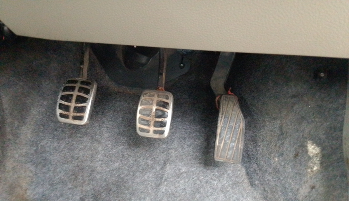 2014 Maruti Celerio VXI, Petrol, Manual, 63,345 km, Pedals