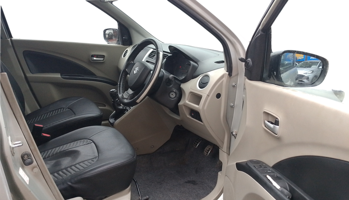 2014 Maruti Celerio VXI, Petrol, Manual, 63,345 km, Right Side Front Door Cabin